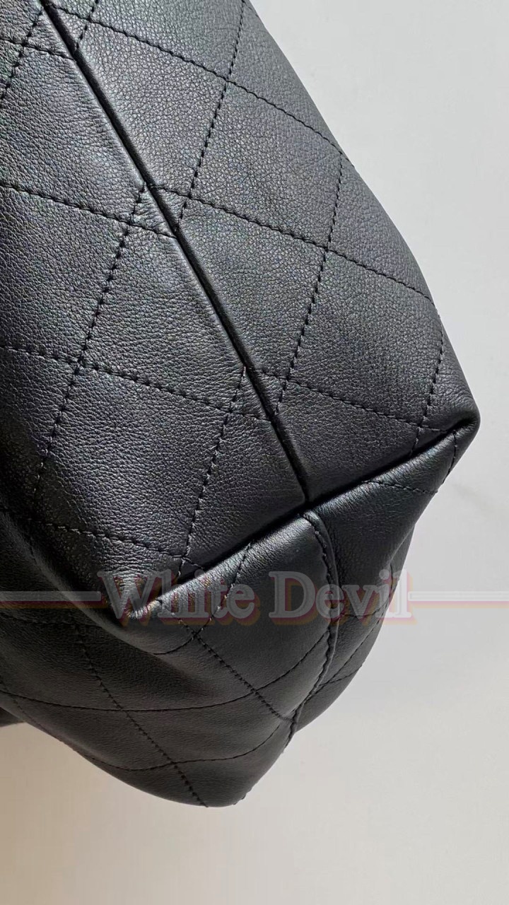 하얀악마 샤넬 호보백 (8).jpg