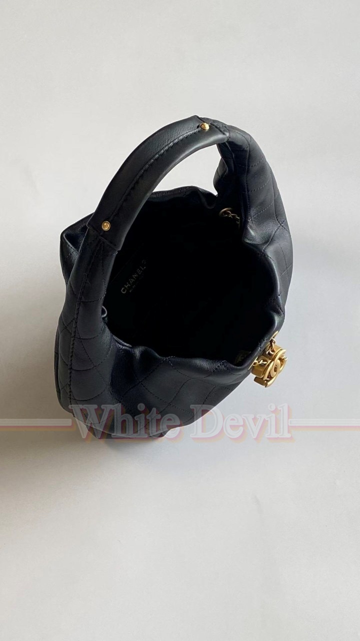 하얀악마 샤넬 호보백 (13).jpg