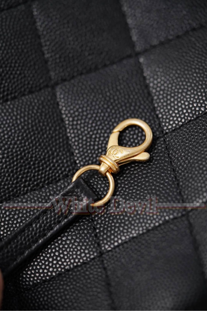 하얀악마 샤넬 백팩 (28).jpg