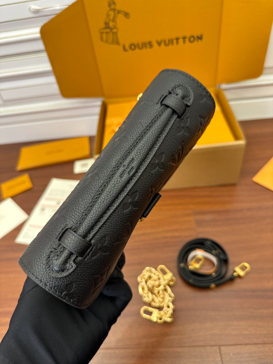 하얀악마 루이비통 포쉐트 (8).jpg