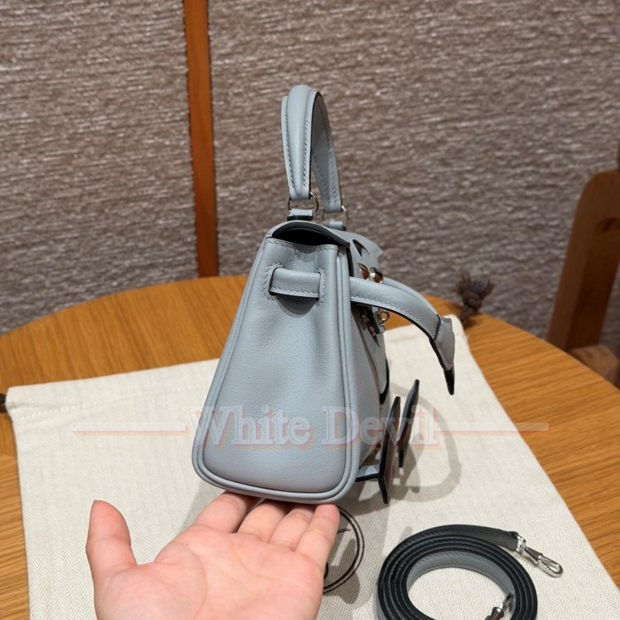 하얀악마 켈리 돌 (4).jpg