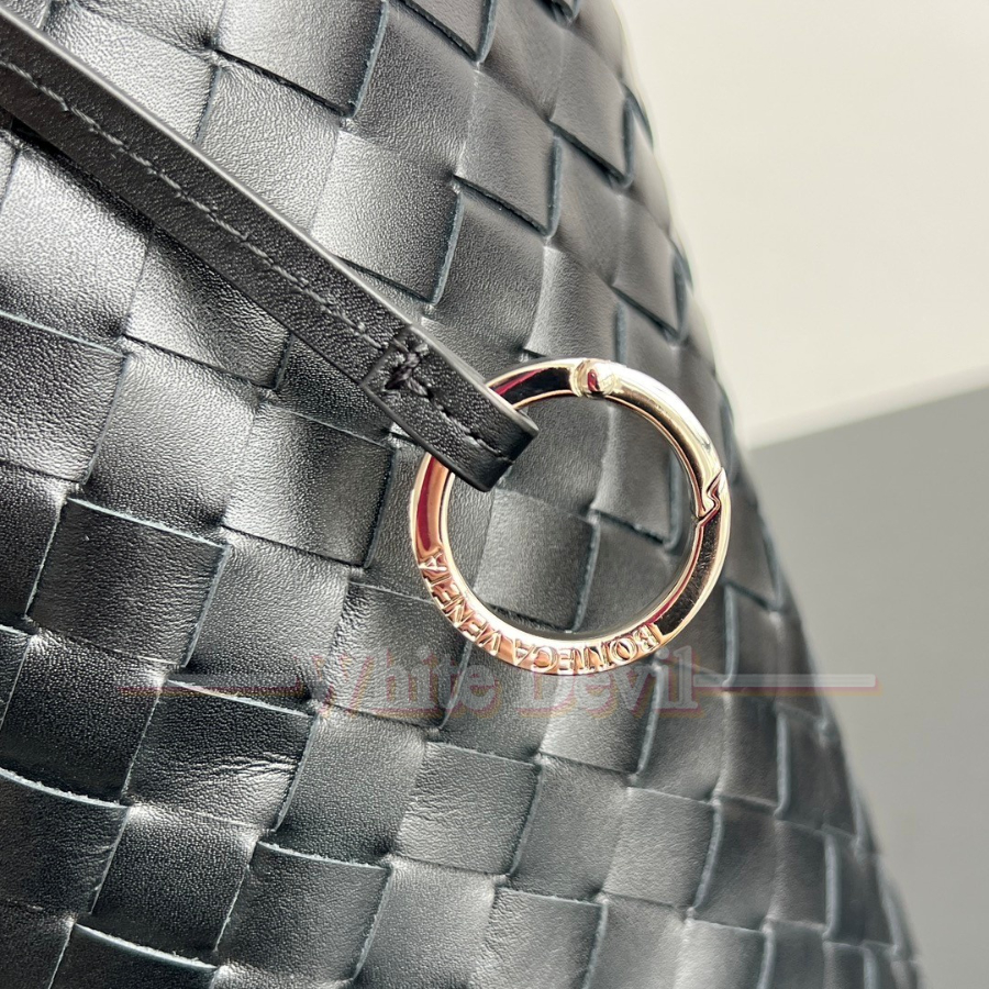 하얀악마 보테가 버킷백 (7).jpg