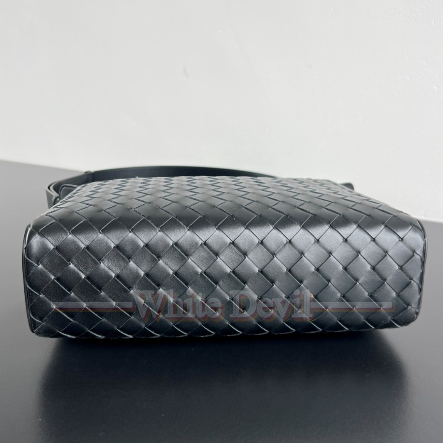 하얀악마 보테가 트라이베카 (5).jpg