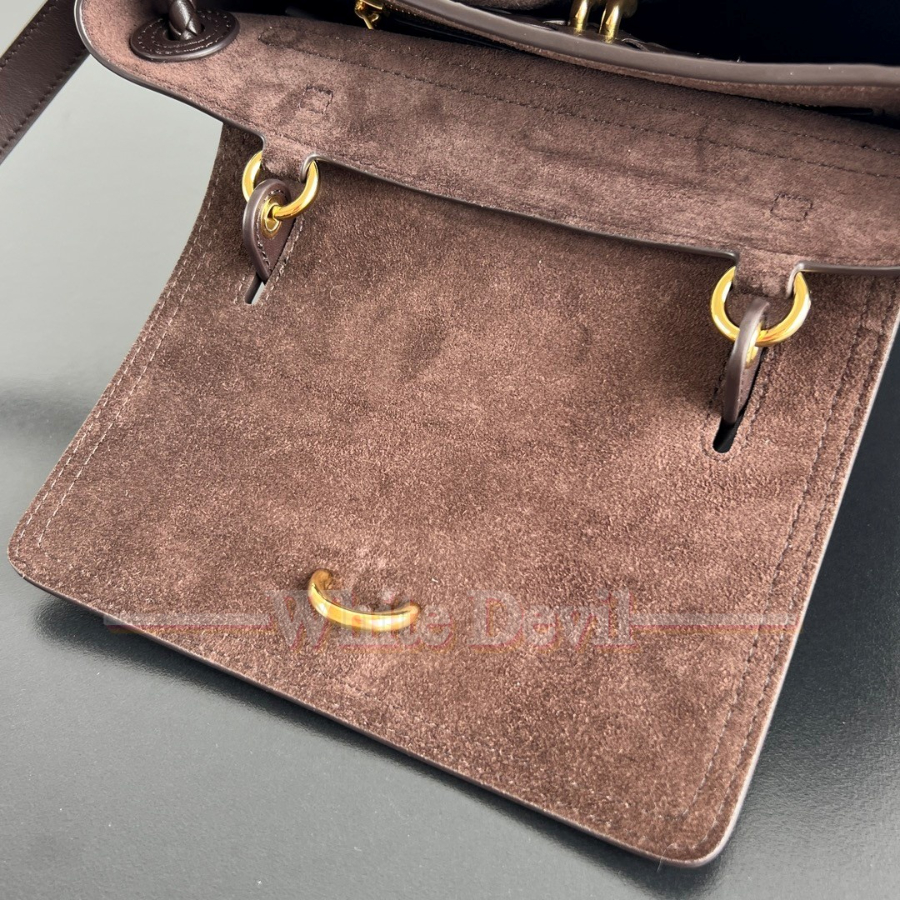 하얀악마 보테가 차오차오 (8).jpg