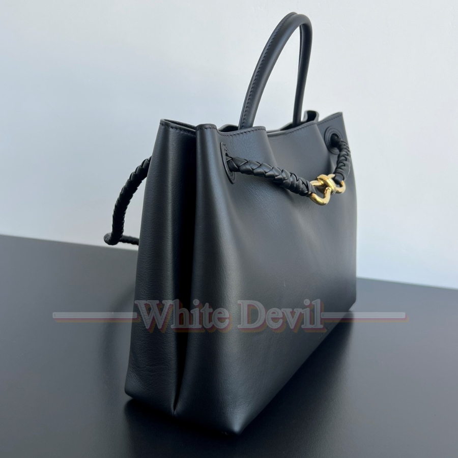 하얀악마 보테가 안디아모 (2).jpg