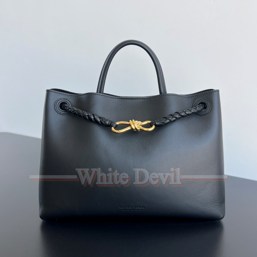 하얀악마 보테가 안디아모 (1).jpg