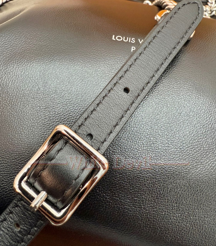 하얀악마 루이비통 듀티 (19).jpg