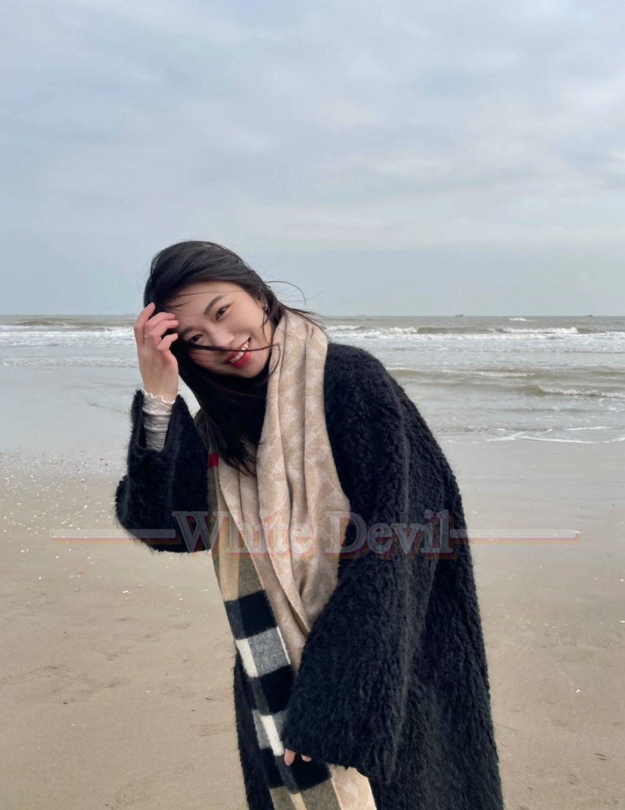 하얀악마 버버리 목도리 (1).jpg