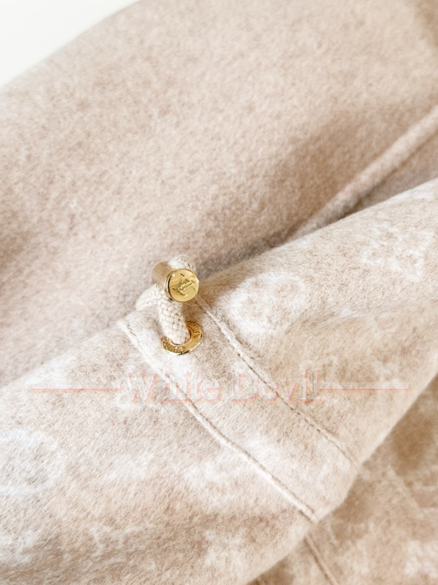 하얀악마  루이비통 코트 (18).jpg