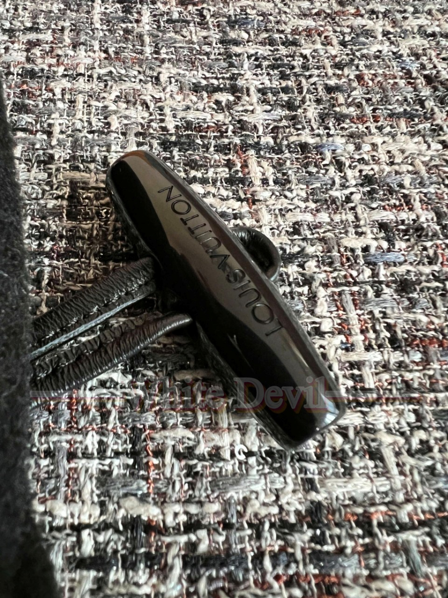 하얀악마 루이비통 코트 (17).jpg