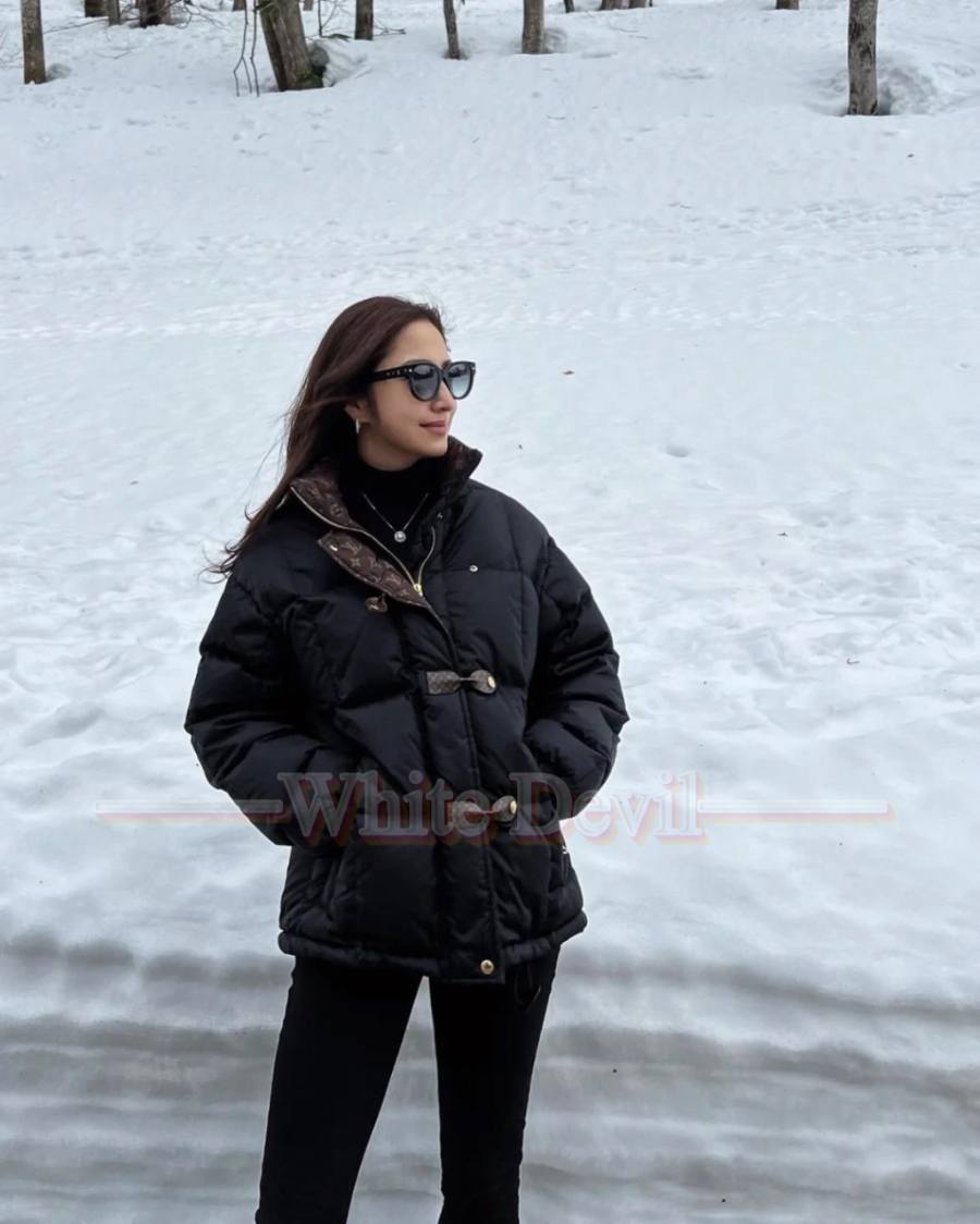 하얀악마 루이비통 패딩 (1).jpg