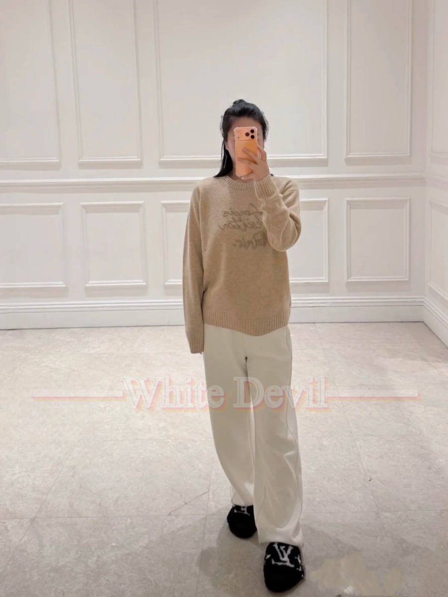 하얀악마 루이비통 니트 (1).jpg