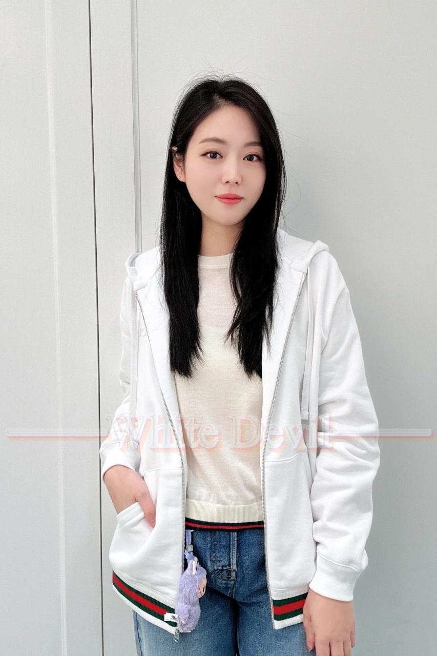 하얀악마 구찌 집업 (2).jpg