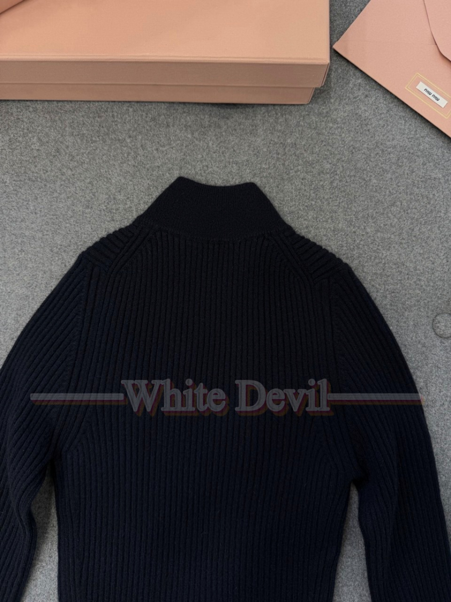 하얀악마 미우미우 가디건 (8).jpg