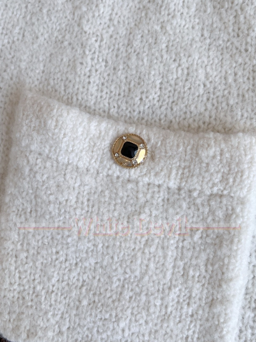 하얀악마 샤넬 니트 (17).jpg