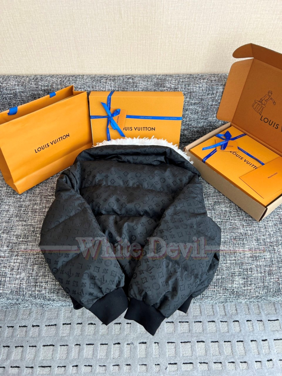 하얀악마 루이비통 패딩 (20).jpg