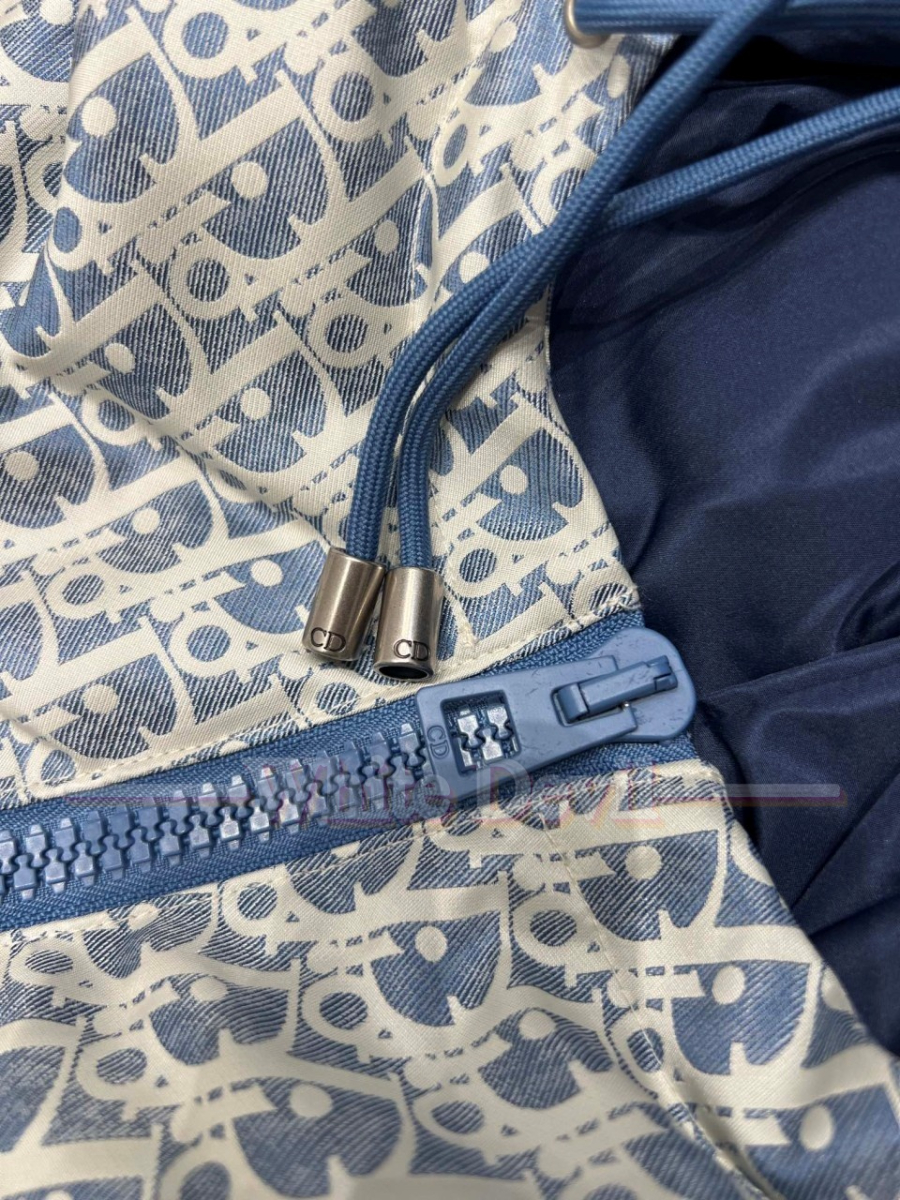 하얀악마 디올 레플리카 패딩 (8).jpg