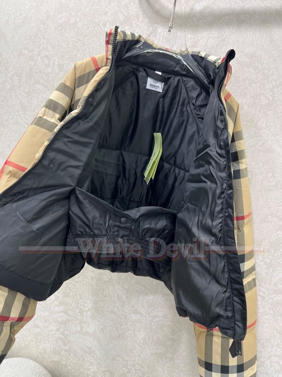 하얀악마 버버리 레플리카 패딩 (10).jpg