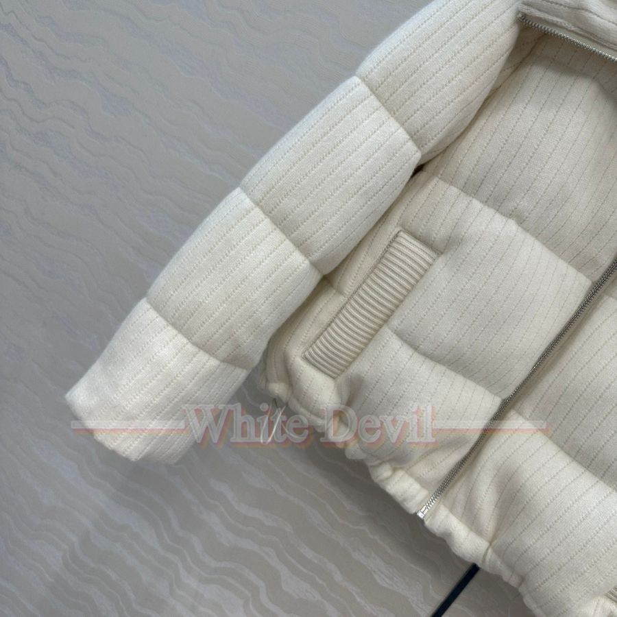 하얀악마 쿠치넬리 이미테이션 패딩 (8).jpg