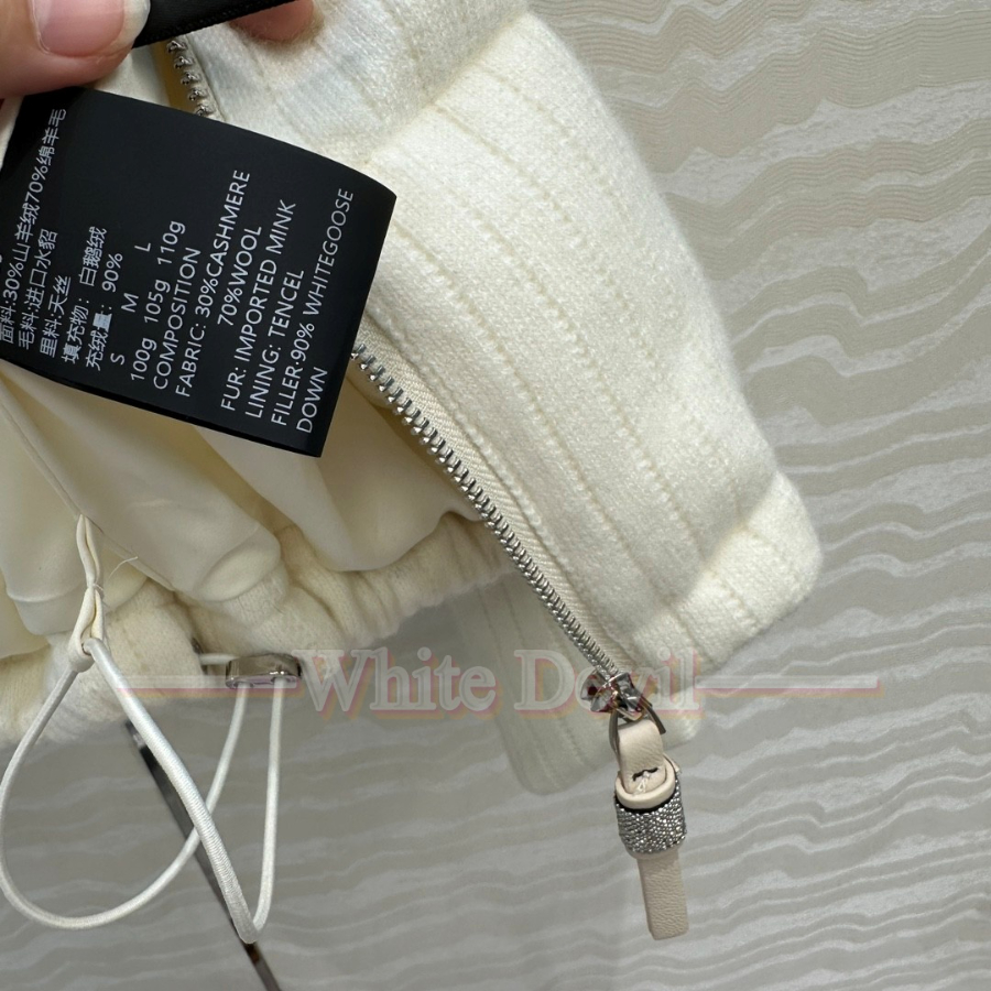 하얀악마 쿠치넬리 이미테이션 패딩 (11).jpg