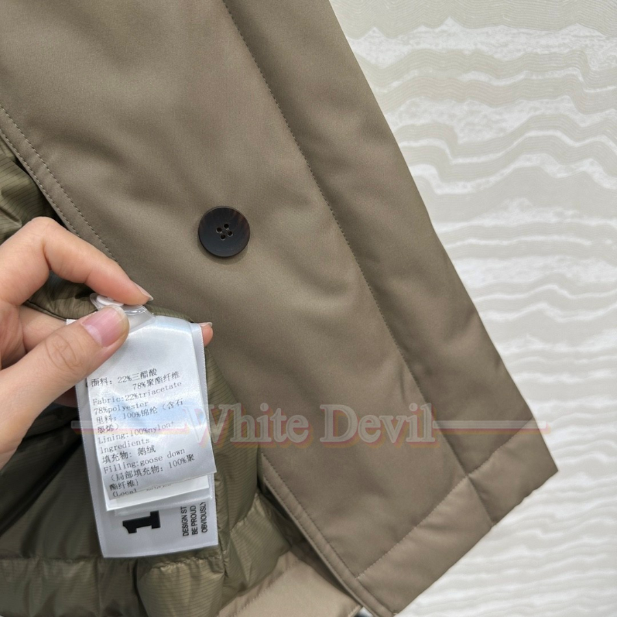 하얀악마 더로우 레플리카 패딩 (12).jpg