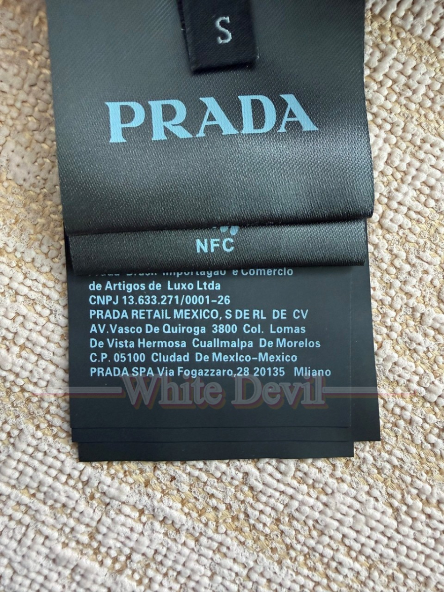 하얀악마 프라다 이미테이션 패딩 (19).jpg