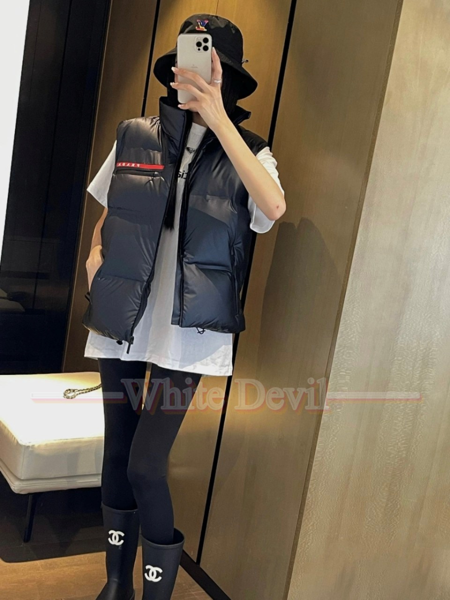 하얀악마 프라다 레플리카 조끼 (2).jpg