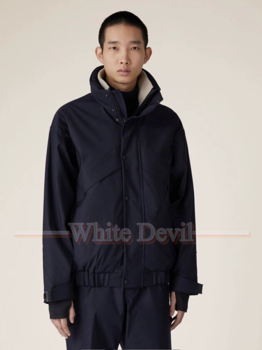 하얀악마 레플리카 로로피안 패딩 (1).jpg