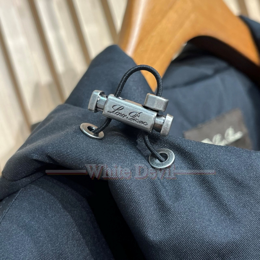 하얀악마 로로피아나 레플리카패딩 (6).jpg