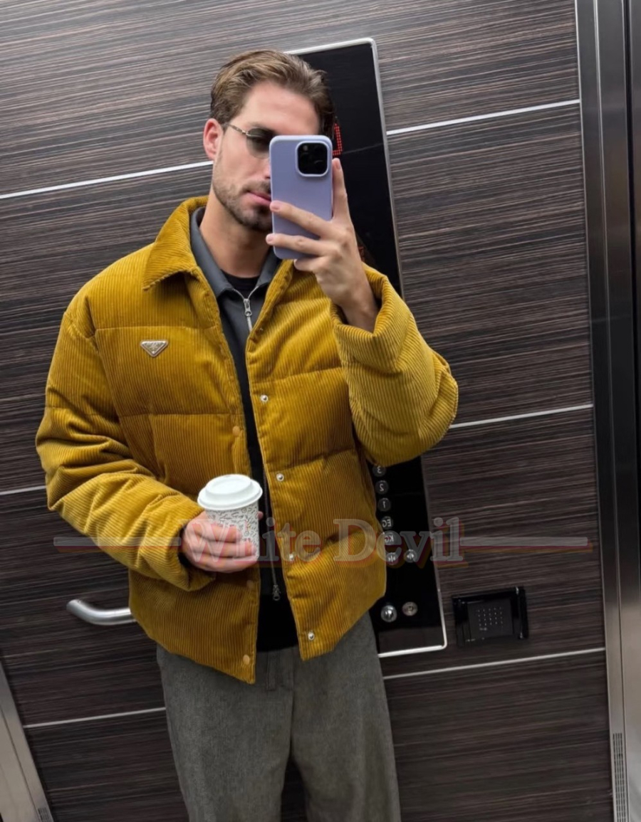 하얀악마 프라다 레플리카 점퍼 (1).jpg