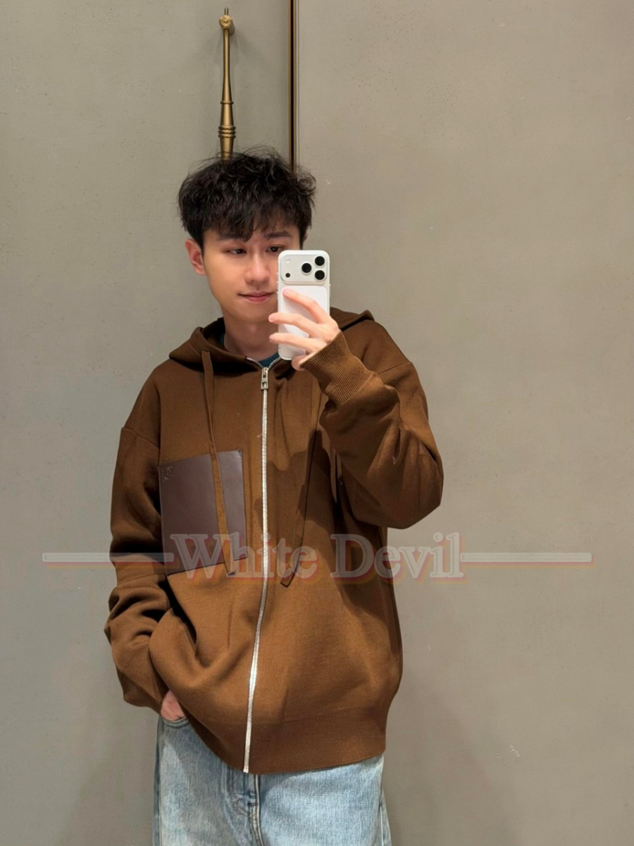 하얀악마 레플리카 로에베 집업 (1).jpg