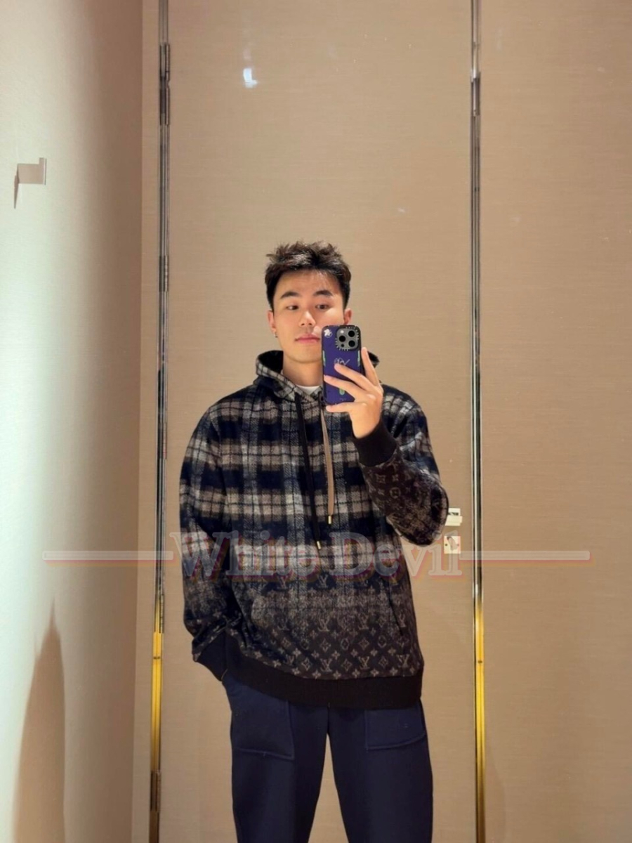 하얀악마 이미테이션 루이비통 후드티 (1).jpg