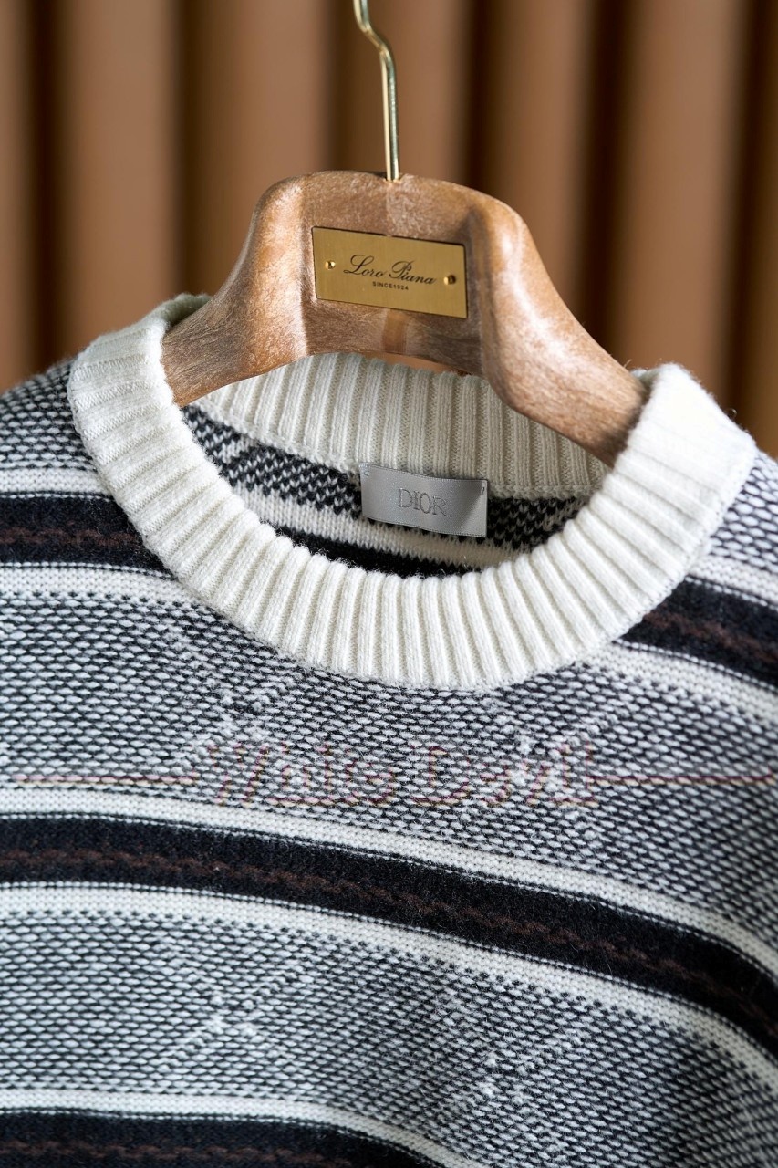 하얀악마 레플리카 디올 니트 (3).jpg