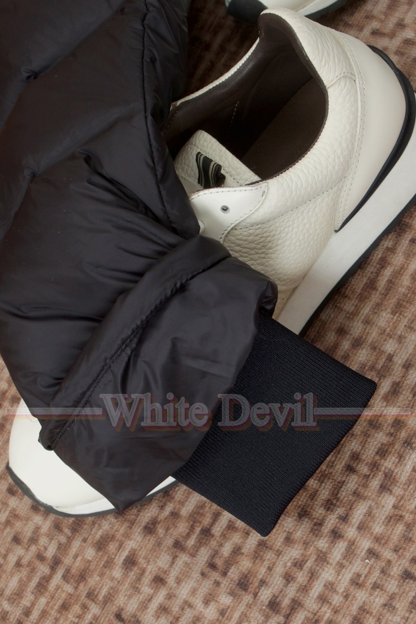 하얀악마 이미테이션 쿠치넬리 패딩 (10).jpg