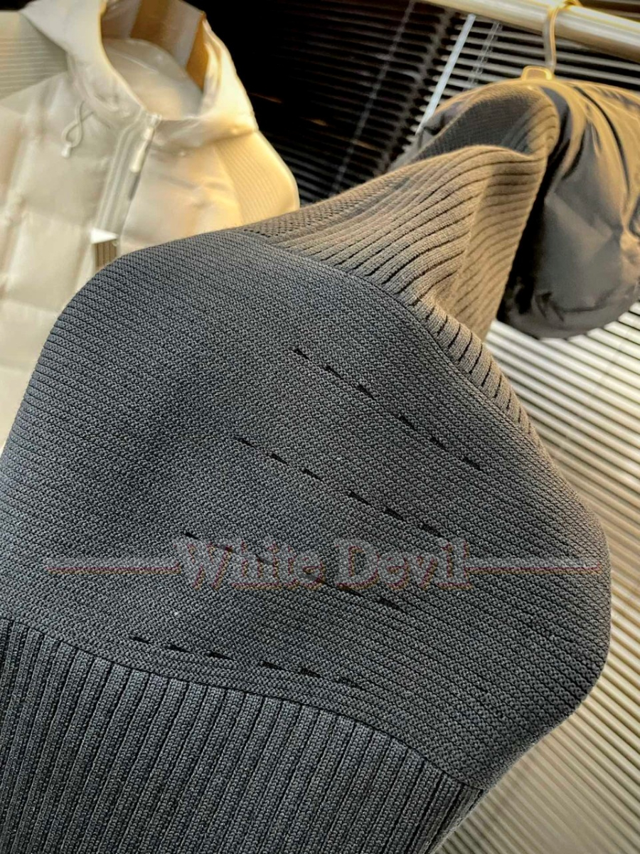 하얀악마 이미테이션 제냐 점퍼 (5).jpg