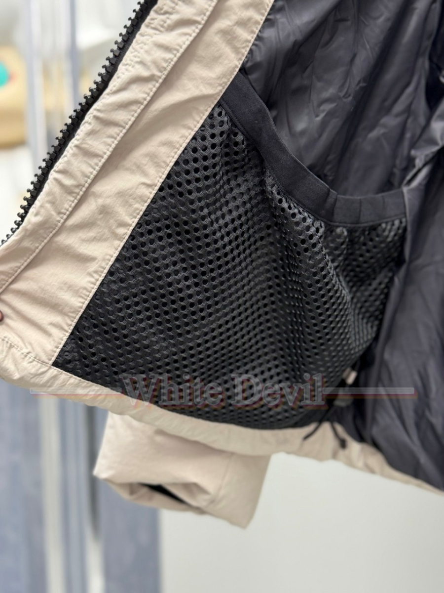 하얀악마 레플리카 캐나다구스 패딩 (11).jpg