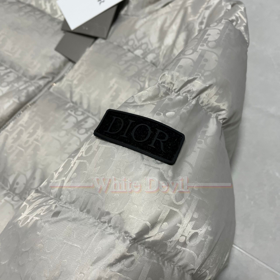 하얀악마 레플리카 디올 패딩 (10).jpg