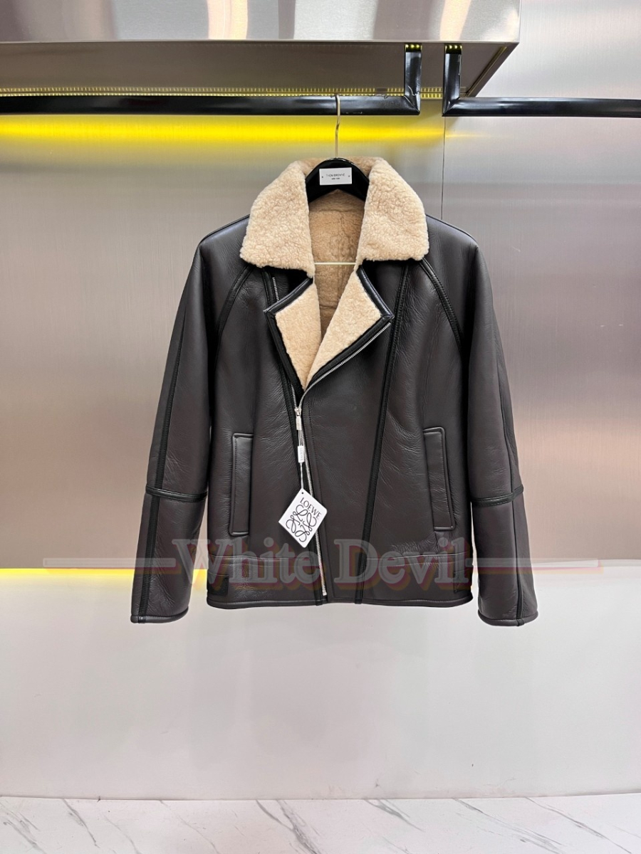 하얀악마 레플리카 로에베 무스탕 (2).jpg