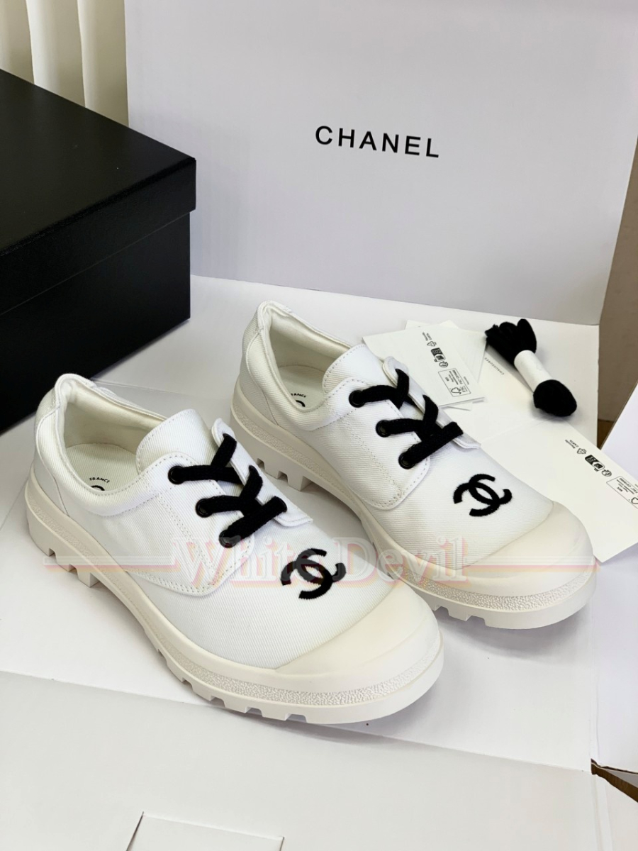 하얀악마 샤넬 스니커즈 이미테이션 (3).jpg