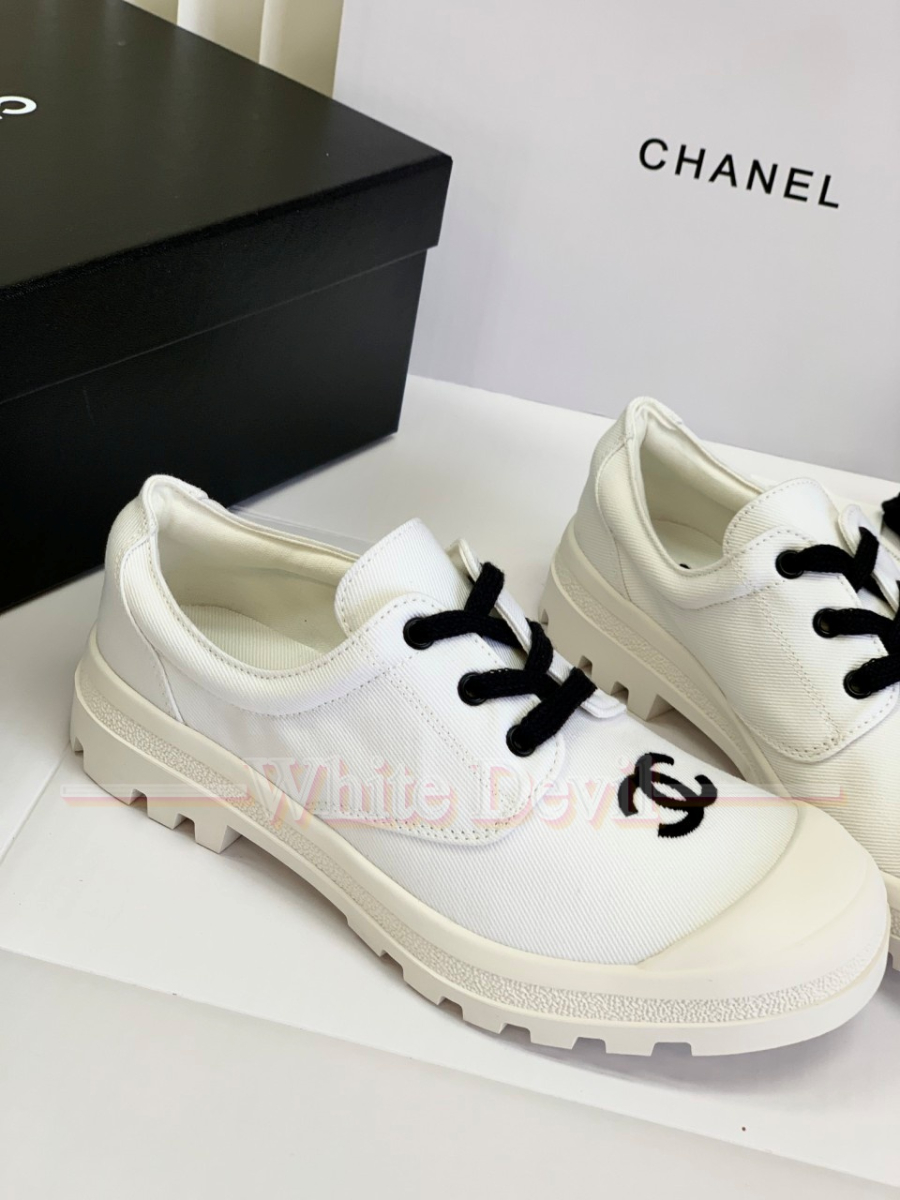 하얀악마 샤넬 스니커즈 이미테이션 (7).jpg