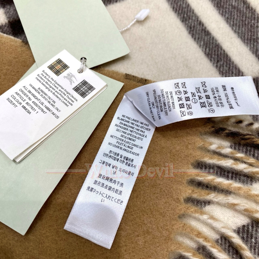 하얀악마 버버리 목도리 레플리카 (6).jpg