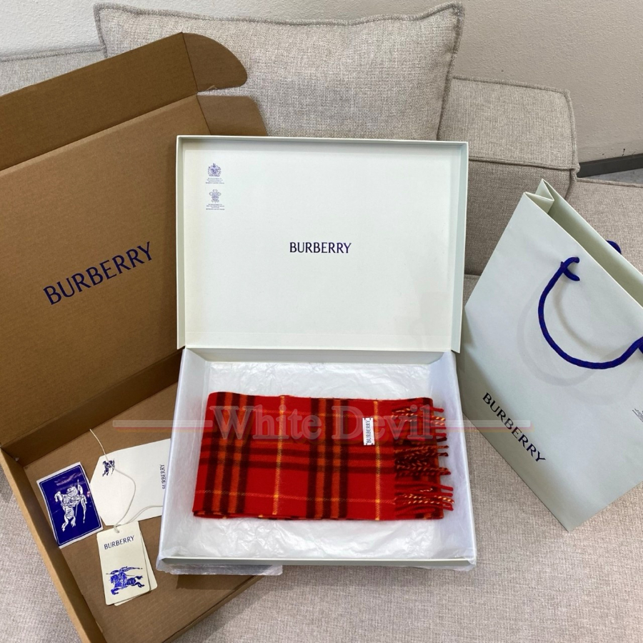 하얀악마 버버리 목도리 이미테이션 (2).jpg