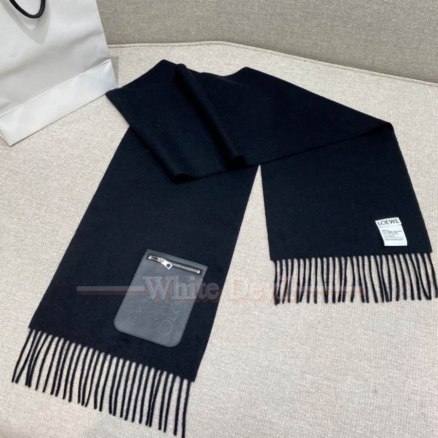 하얀악마 레플리카 로에베 목도리 (9).jpg