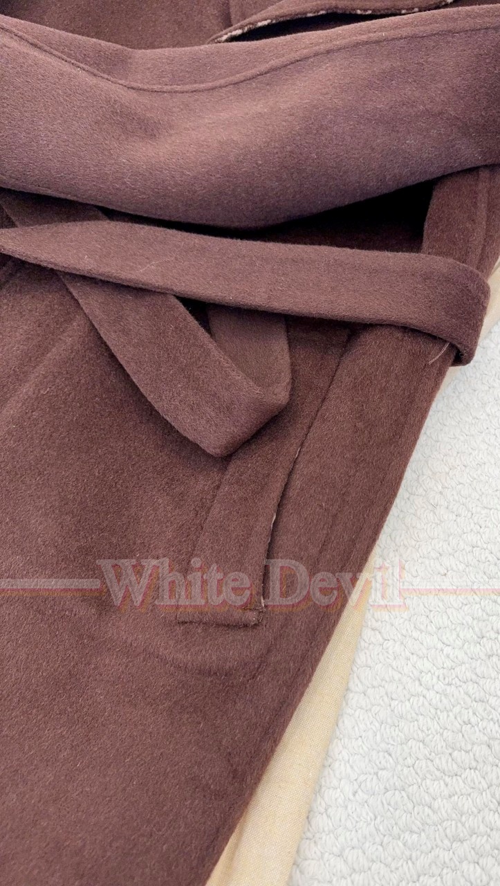 하얀악마 구찌 코트 레플리카 (20).jpg