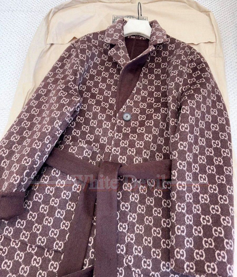 하얀악마 구찌 코트 레플리카 (28).jpg