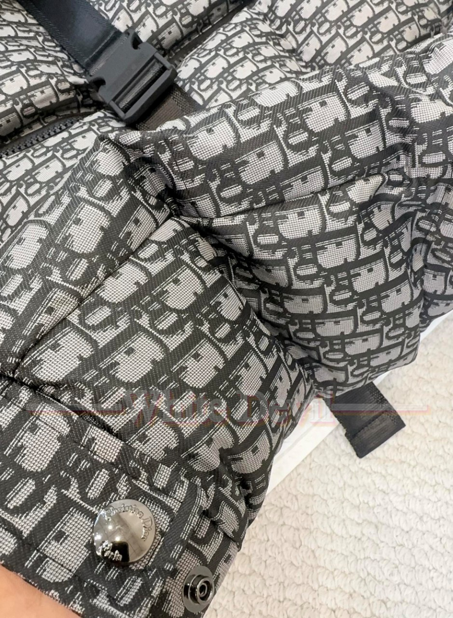 하얀악마 레플리카 디올 패딩 (19).jpg