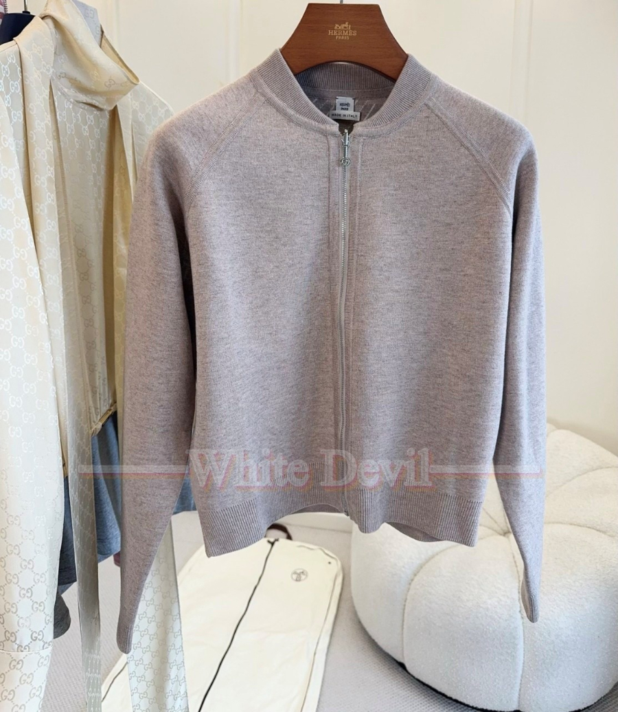 하얀악마 해외_사진_20251215_5.jpg