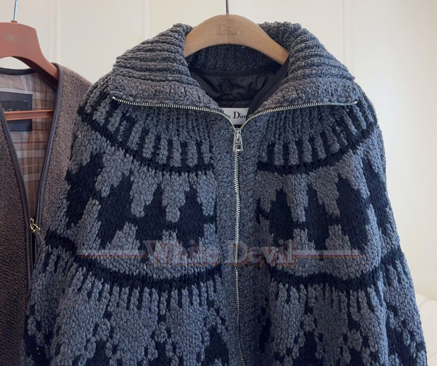 하얀악마 이미테이션 디올 점퍼 (9).jpg