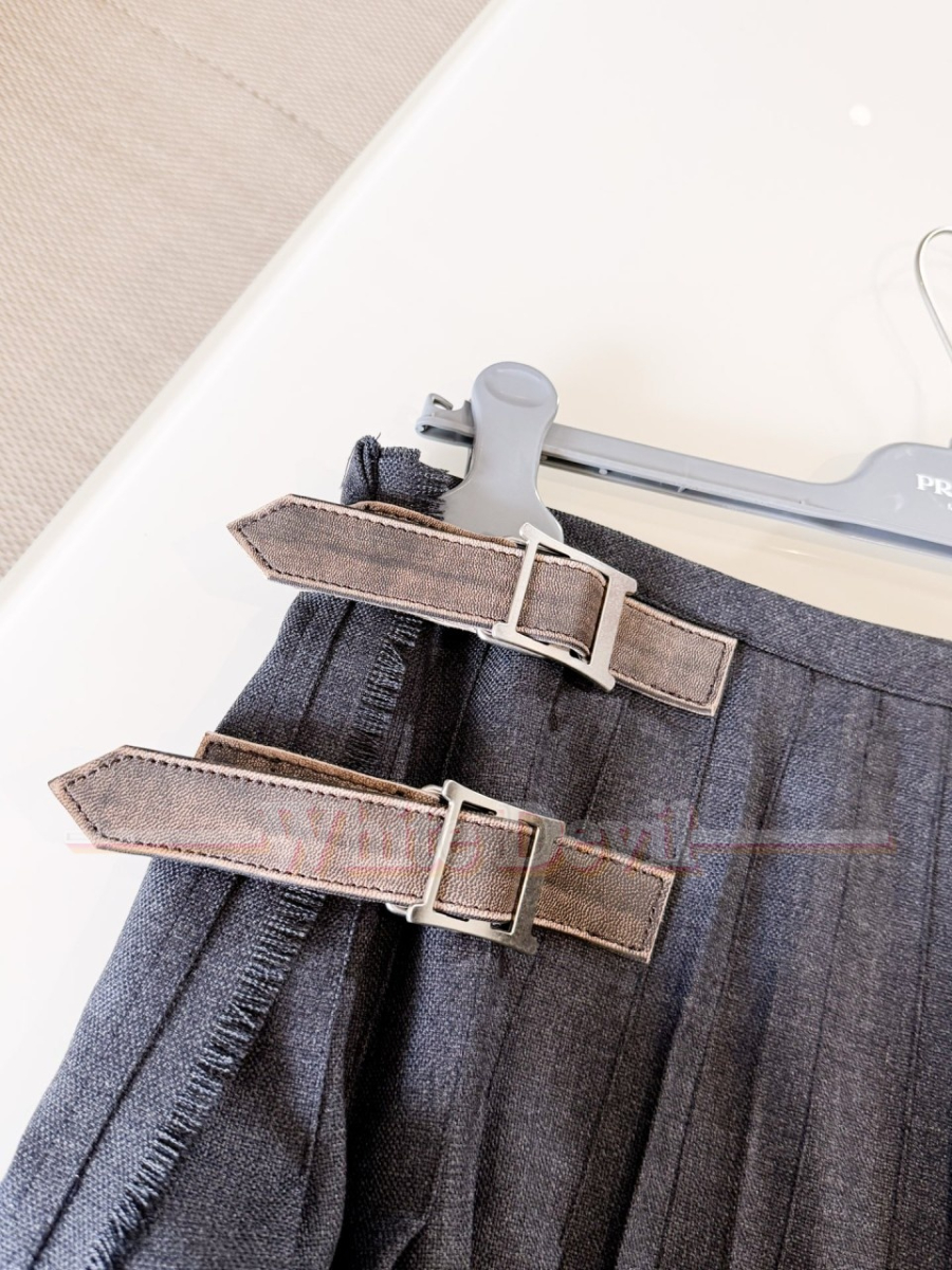 하얀악마 프라다 치마 레플리카 (7).jpg