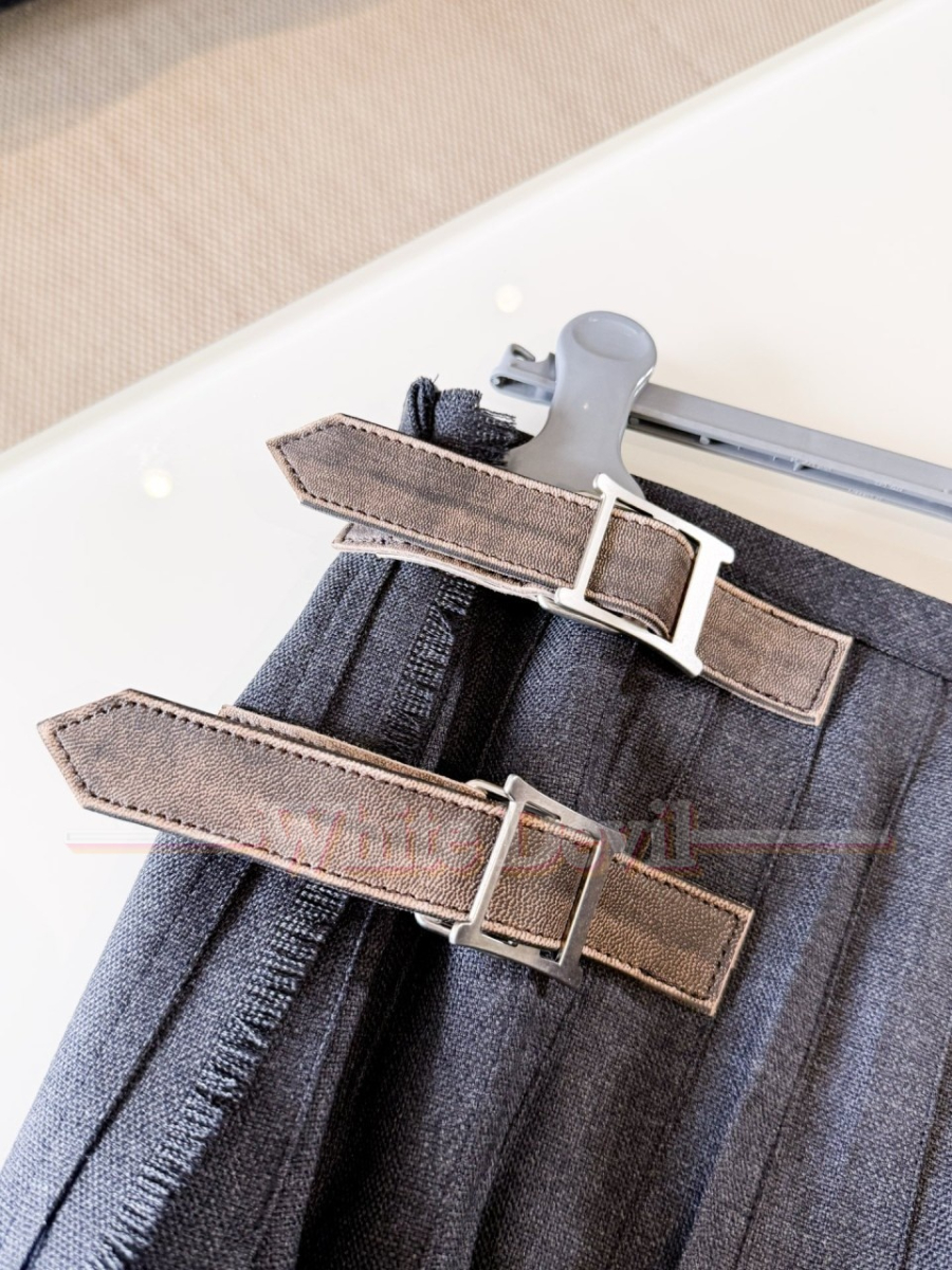 하얀악마 프라다 치마 레플리카 (13).jpg